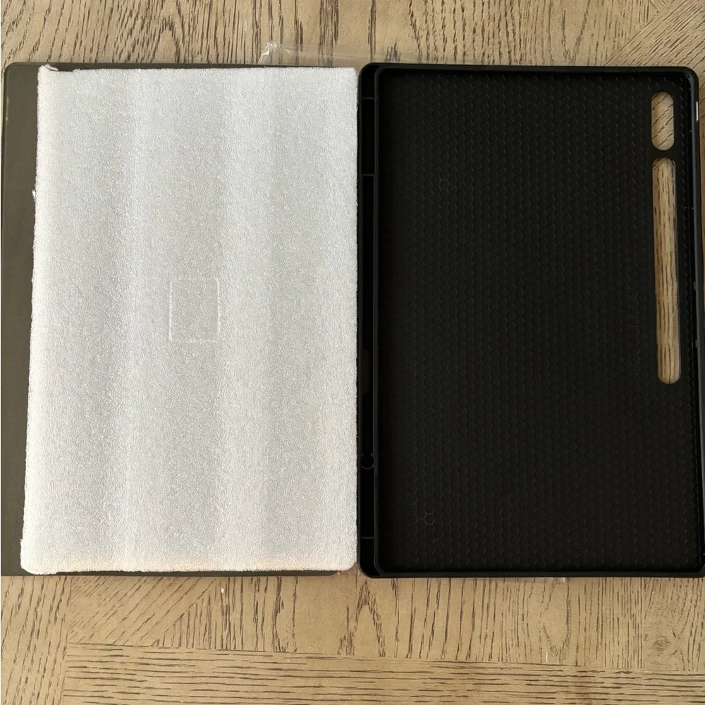 N/A tablet case